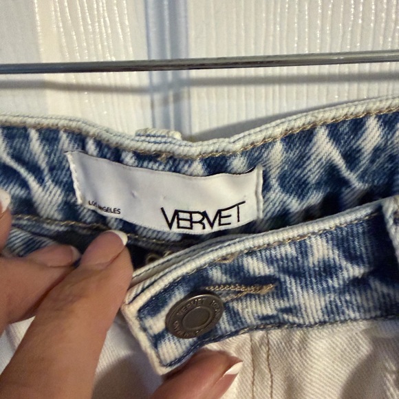 Vervet Women's Distressed White and Blue Jean Shorts - Picture 3 of 4